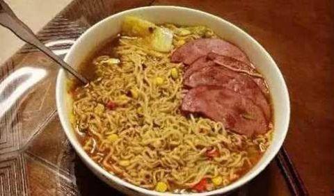 瓜友们吃泡面的视频,瓜友们的创意吃法大比拼