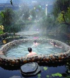 贵阳吃瓜温泉事件始末视频,一场意外引发的舆论风波