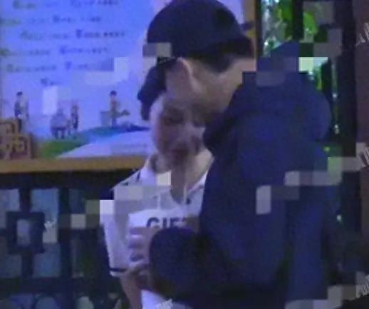 胡彦斌吃瓜视频完整版,娱乐圈幕后真相大曝光