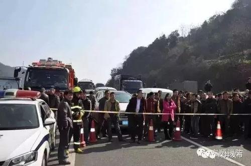 晋城吃瓜群众事件视频,网络热议的街头冲突瞬间