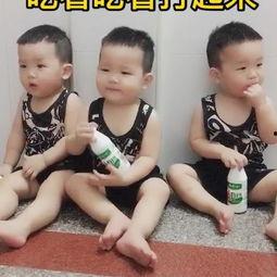 妈妈指导孩子吃瓜视频,瓜果飘香，亲子共度美好时光