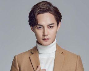 中餐厅尹正吃瓜视频,揭秘明星幕后趣事